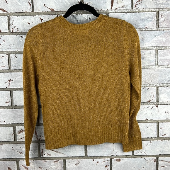 Oak + Fort Sweater - Picture 4 of 4